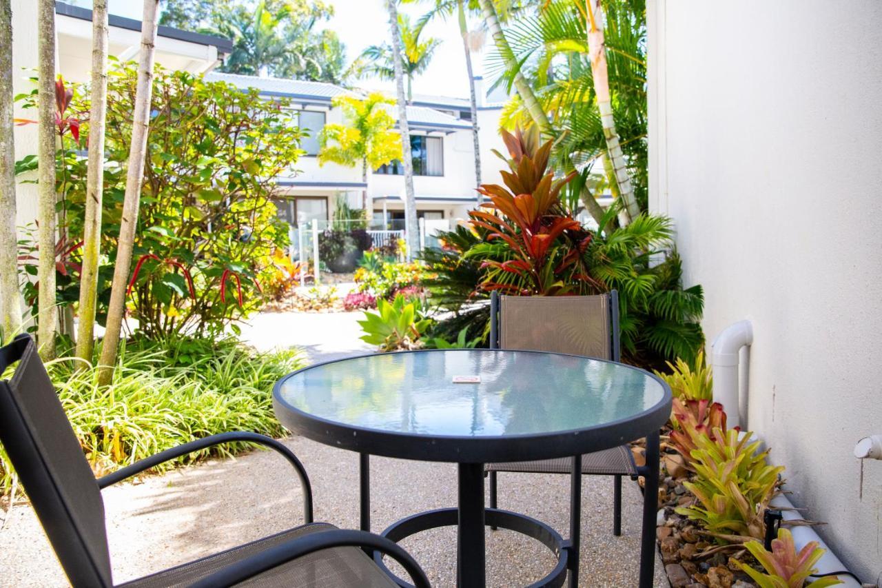 2 Bedroom Renovated Townhouse, Walk To Noosa River นูซาวิลล์ ภายนอก รูปภาพ